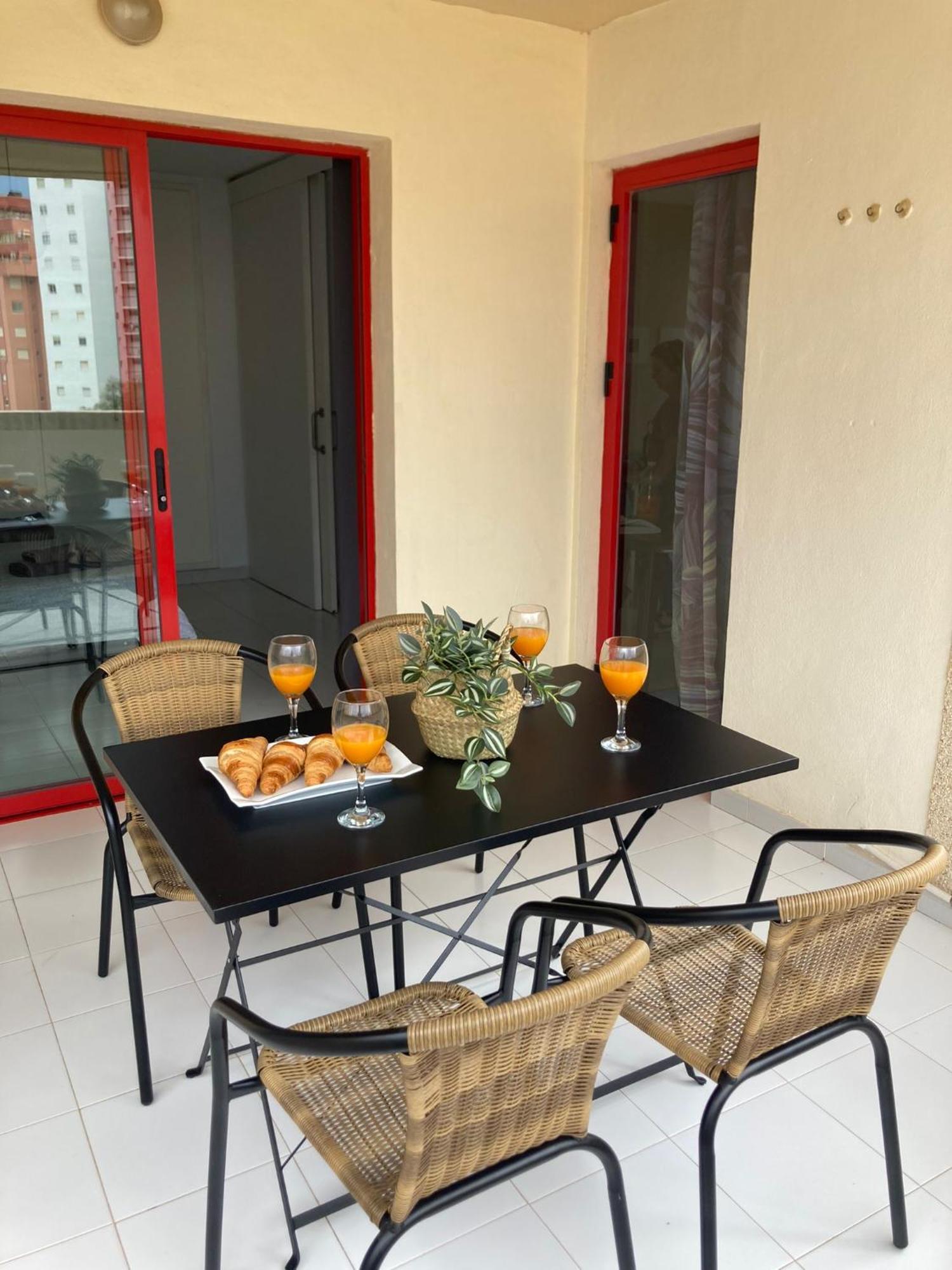 Apartamento Playa Levante Benidorm Bagian luar foto